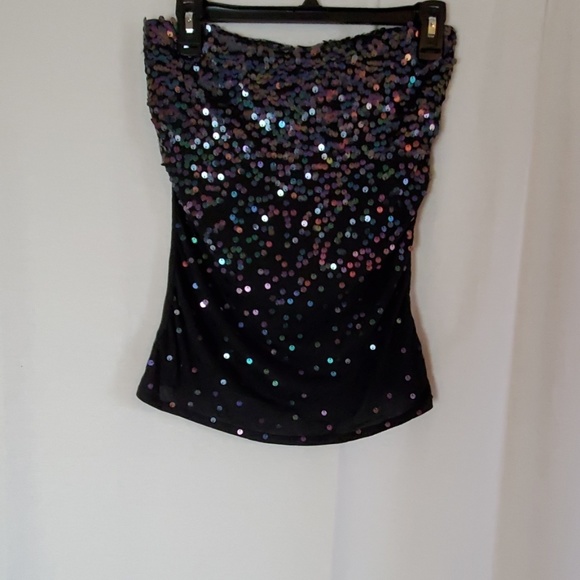 Express top with sequence... - Picture 1 of 3